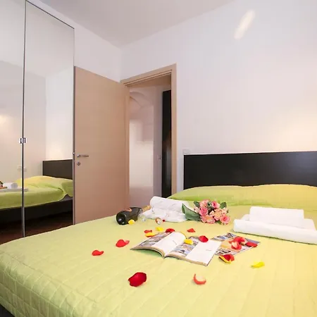 Sleeps 4